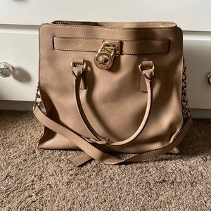 Large Michael Kors Tan Tote bag